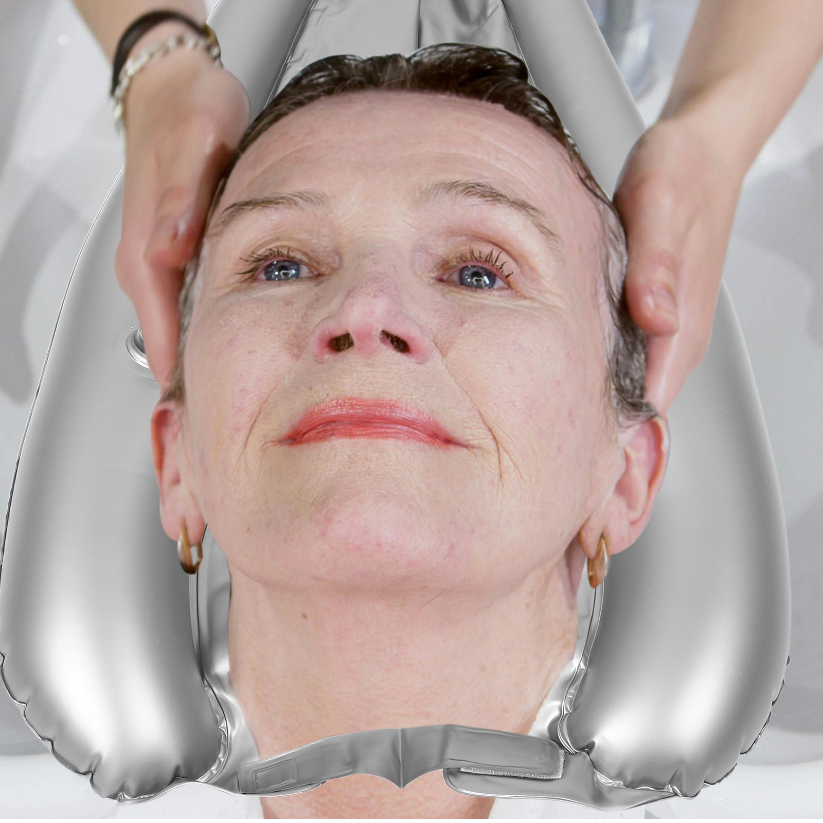Hair Care Hospital - Bak Cuci Rambut Tiup PVC yang